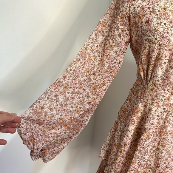 Japna Floral Faux Wrap Chiffon Dress Womens Size Medium Tiered Long Sleeves Pink - Picture 7 of 16
